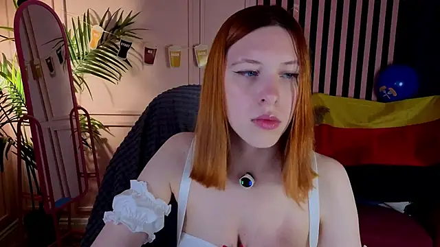 Mikka Blush online show from September 29, 2025, 10:36 pm