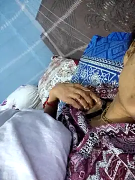 Snapshot of 124pakhi chatting on February 4, 2026, 12:05 am 124pakhi online show from February 4, 2026, 12:05 am