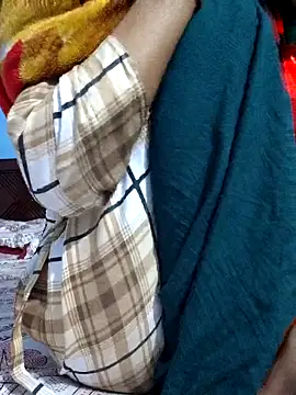 Snapshot of 124pakhi chatting on February 7, 2026, 3:32 am 124pakhi online show from February 7, 2026, 3:32 am