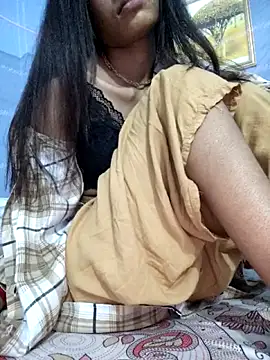 Snapshot of 124pakhi chatting on March 14, 2026, 4:12 pm 124pakhi online show from March 14, 2026, 4:12 pm