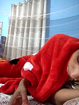 Snapshot of 124pakhi chatting on March 22, 2026, 2:42 pm 124pakhi online show from March 22, 2026, 2:42 pm