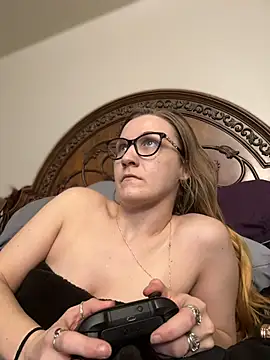 Kitty DaCocks online show from February 7, 2026, 6:33 pm