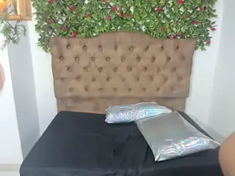 Natasha69 online show from January 8, 2025, 6:09 am