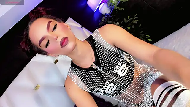 Diva Smith02 online show from April 12, 2026, 10:31 am