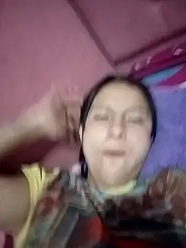 Snapshot of Anniee_x chatting on March 17, 2026, 3:11 am Anniee x online show from March 17, 2026, 3:11 am