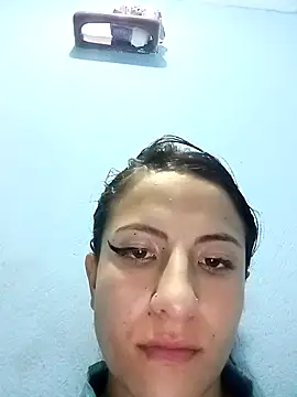 Snapshot of Anniee_x chatting on March 24, 2026, 2:05 am Anniee x online show from March 24, 2026, 2:05 am