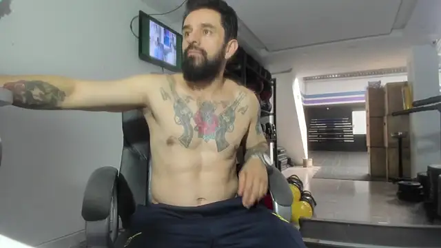 ragnar881547 online show from January 28, 2025, 7:10 pm