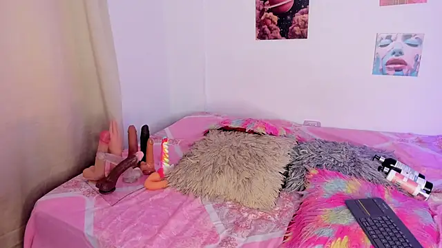 ebony cutte online show from October 4, 2025, 7:01 pm