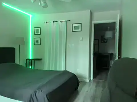 HappyIva online show from September 20, 2025, 8:43 pm