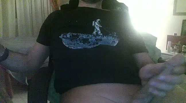 Snapshot of Patrickhound chatting on January 22, 2025, 2:15 am Patrickhound online show from January 22, 2025, 2:15 am