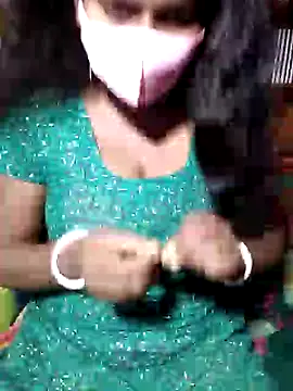 Snapshot of YERY_HOT chatting on January 23, 2025, 6:28 am YERY HOT online show from January 23, 2025, 6:28 am