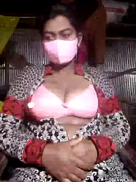 Snapshot of YERY_HOT chatting on January 23, 2025, 7:18 pm YERY HOT online show from January 23, 2025, 7:18 pm