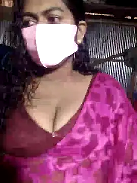 Snapshot of YERY_HOT chatting on February 2, 2025, 7:20 am YERY HOT online show from February 2, 2025, 7:20 am