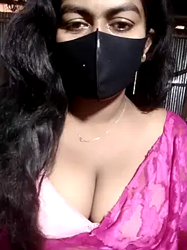 Snapshot of YERY_HOT chatting on February 7, 2025, 9:37 am YERY HOT online show from February 7, 2025, 9:37 am