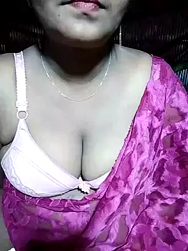 Snapshot of YERY_HOT chatting on February 15, 2025, 4:56 pm YERY HOT online show from February 15, 2025, 4:56 pm