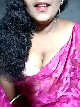 Snapshot of YERY_HOT chatting on February 23, 2025, 5:07 pm YERY HOT online show from February 23, 2025, 5:07 pm