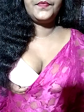 Snapshot of YERY_HOT chatting on March 4, 2025, 5:45 pm YERY HOT online show from March 4, 2025, 5:45 pm