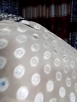 Snapshot of YERY_HOT chatting on November 6, 2025, 5:14 pm YERY HOT online show from November 6, 2025, 5:14 pm