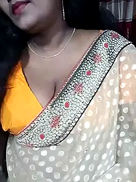 Snapshot of YERY_HOT chatting on November 14, 2025, 5:33 pm YERY HOT online show from November 14, 2025, 5:33 pm