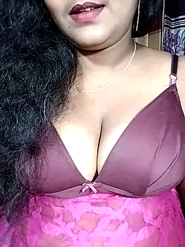 YERY HOT online show from November 29, 2025, 5:49 pm