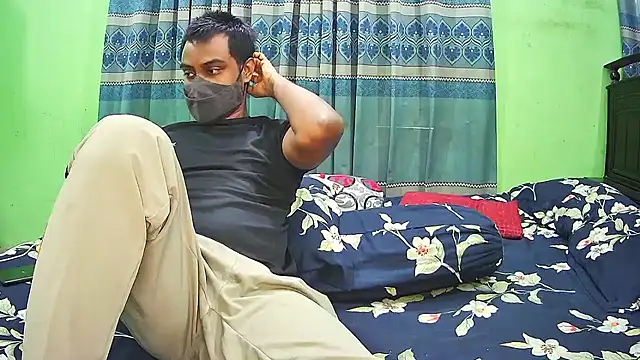 Hot Nila online show from November 7, 2025, 2:22 am