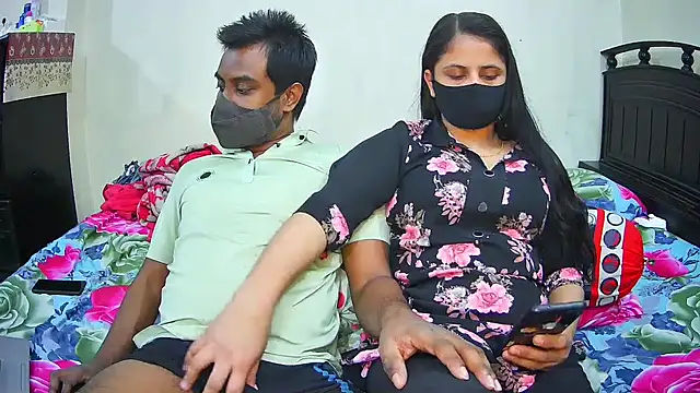 Hot Nila online show from December 2, 2025, 2:45 pm