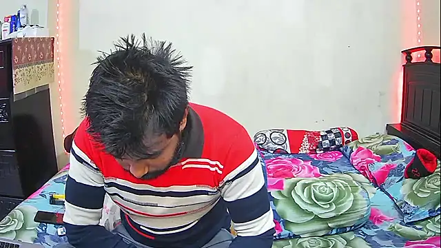 Hot Nila online show from January 13, 2026, 3:23 am