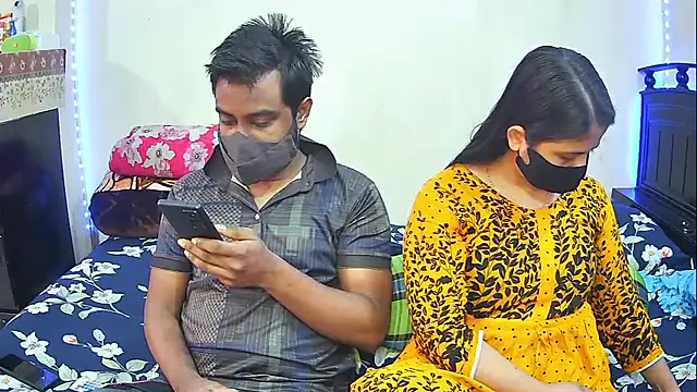 Hot Nila online show from January 16, 2026, 3:32 am