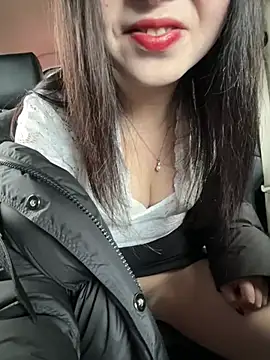 Snapshot of SSSniang- chatting on February 3, 2025, 2:47 am SSSniang- online show from February 3, 2025, 2:47 am