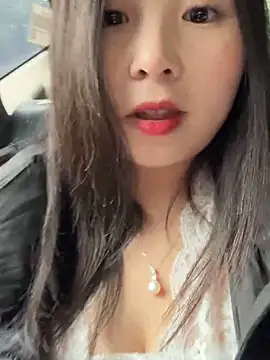 Snapshot of SSSniang- chatting on February 20, 2025, 5:23 am SSSniang- online show from February 20, 2025, 5:23 am