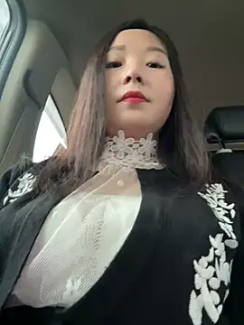 Snapshot of SSSniang- chatting on February 21, 2025, 4:18 am SSSniang- online show from February 21, 2025, 4:18 am