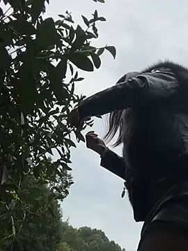 Snapshot of SSSniang- chatting on March 4, 2025, 5:42 am SSSniang- online show from March 4, 2025, 5:42 am