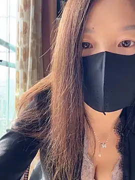 Snapshot of SSSniang- chatting on October 30, 2025, 6:37 am SSSniang- online show from October 30, 2025, 6:37 am