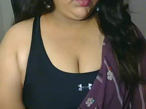 Snapshot of Jenny_lovee chatting on July 16, 2026, 6:36 pm Jenny lovee online show from July 16, 2026, 6:36 pm