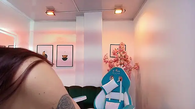 Arianna sweeet online show from April 24, 2026, 4:26 am