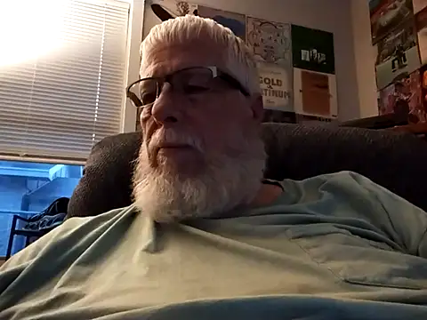 Snapshot of Futura_intx chatting on September 18, 2025, 12:12 am Futura intx online show from September 18, 2025, 12:12 am