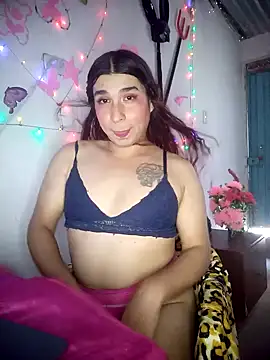 Snapshot of KeissyAngelique_doll chatting on January 13, 2025, 8:26 pm KeissyAngelique doll online show from January 13, 2025, 8:26 pm