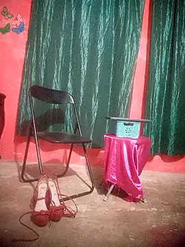 Snapshot of KeissyAngelique_doll chatting on February 5, 2025, 8:32 am KeissyAngelique doll online show from February 5, 2025, 8:32 am