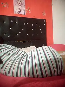 Snapshot of KeissyAngelique_doll chatting on February 9, 2025, 7:27 am KeissyAngelique doll online show from February 9, 2025, 7:27 am