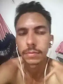 MagrinhoSaradoo online show from February 9, 2025, 4:04 am