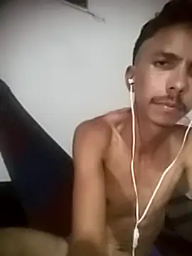 MagrinhoSaradoo online show from February 11, 2025, 2:03 am