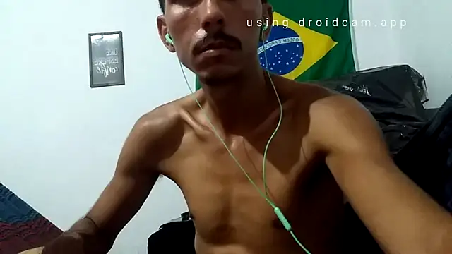 MagrinhoSaradoo online show from March 22, 2025, 10:15 pm