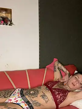 Snapshot of Izy_cute_ chatting on March 21, 2025, 8:06 am Izy cute online show from March 21, 2025, 8:06 am