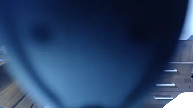 loirascorpio online show from February 14, 2025, 3:05 pm