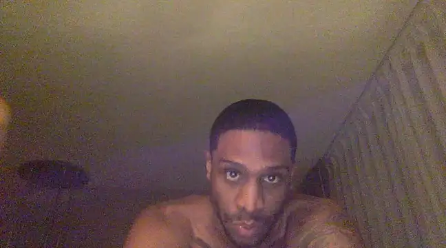 mileshighclub420 online show from February 24, 2025, 5:33 am