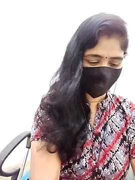 Snapshot of Lucky-Deepthi chatting on June 14, 2026, 7:27 pm Lucky-Deepthi online show from June 14, 2026, 7:27 pm