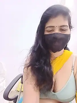 Snapshot of Lucky-Deepthi chatting on July 9, 2026, 11:31 pm Lucky-Deepthi online show from July 9, 2026, 11:31 pm