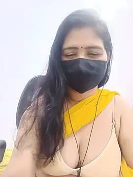 Snapshot of Lucky-Deepthi chatting on July 19, 2026, 2:59 am Lucky-Deepthi online show from July 19, 2026, 2:59 am