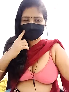 Snapshot of Lucky-Deepthi chatting on July 21, 2026, 9:39 pm Lucky-Deepthi online show from July 21, 2026, 9:39 pm