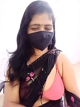 Snapshot of Lucky-Deepthi chatting on August 1, 2026, 10:19 pm Lucky-Deepthi online show from August 1, 2026, 10:19 pm